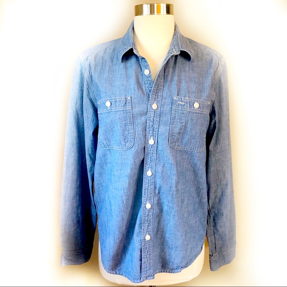 GAP 1969 denim shirt size women’s small